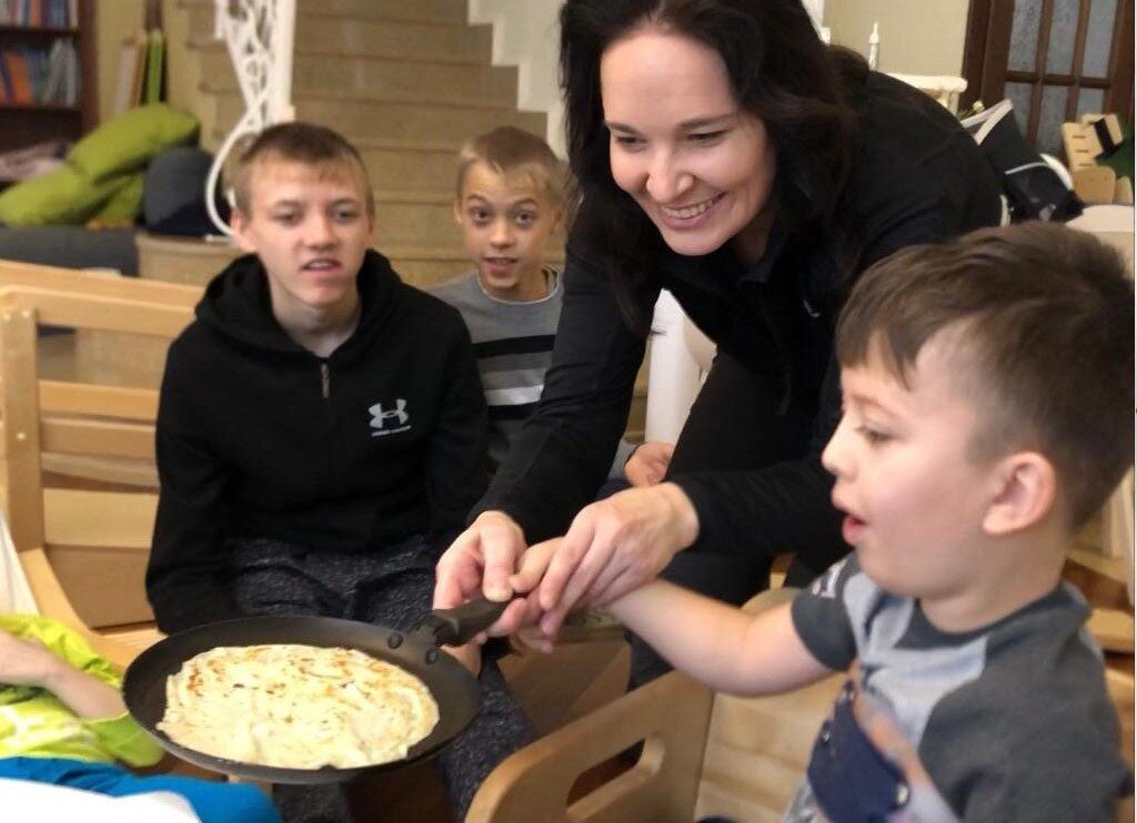 Баловать ребенка. Чрезмерная опека ребенка. Полномочия опекуна и попечителя. Родители подопечных. Родители и дети.