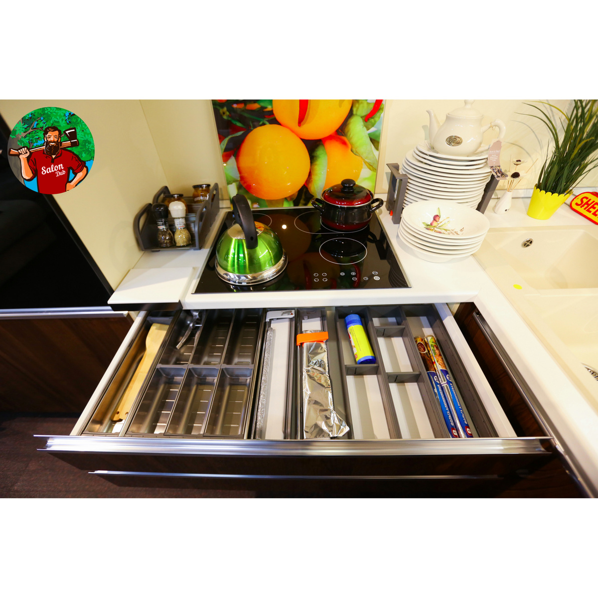 Практичный органайзер для кухни