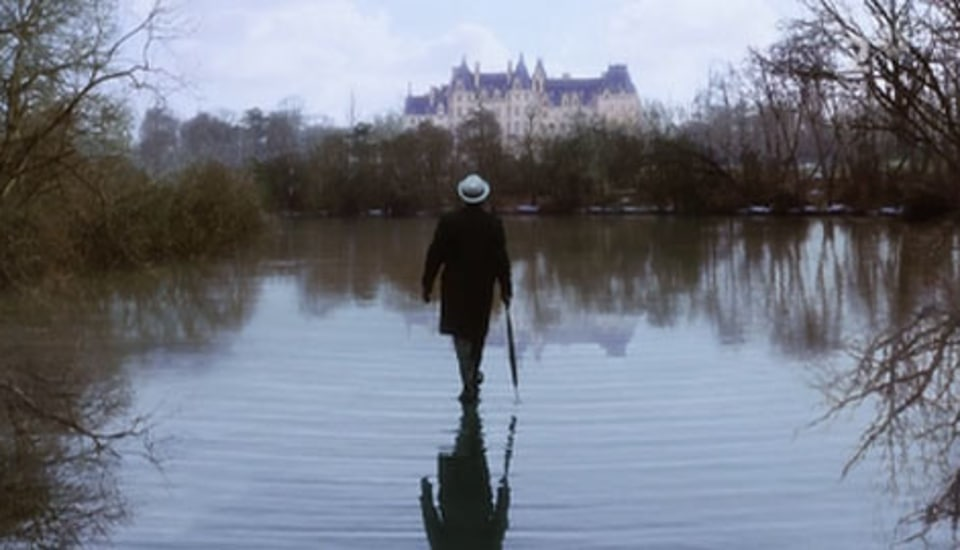 Там ис. «Будучи там» (being there, 1979). Being there. Будучи там / being there (1979, хэл Эшби).