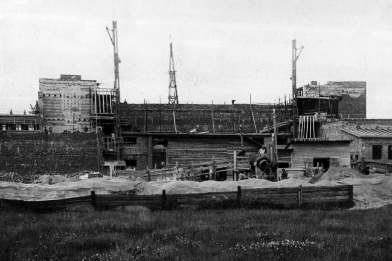 Старое фото, найденное на сайте музея истории СПбПУ museum.spbstu.ru.