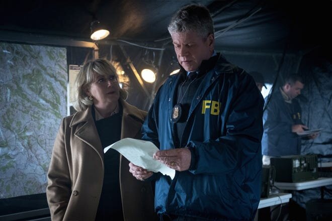 Прокурор и Пол Крэндлер. Кадр из сериала