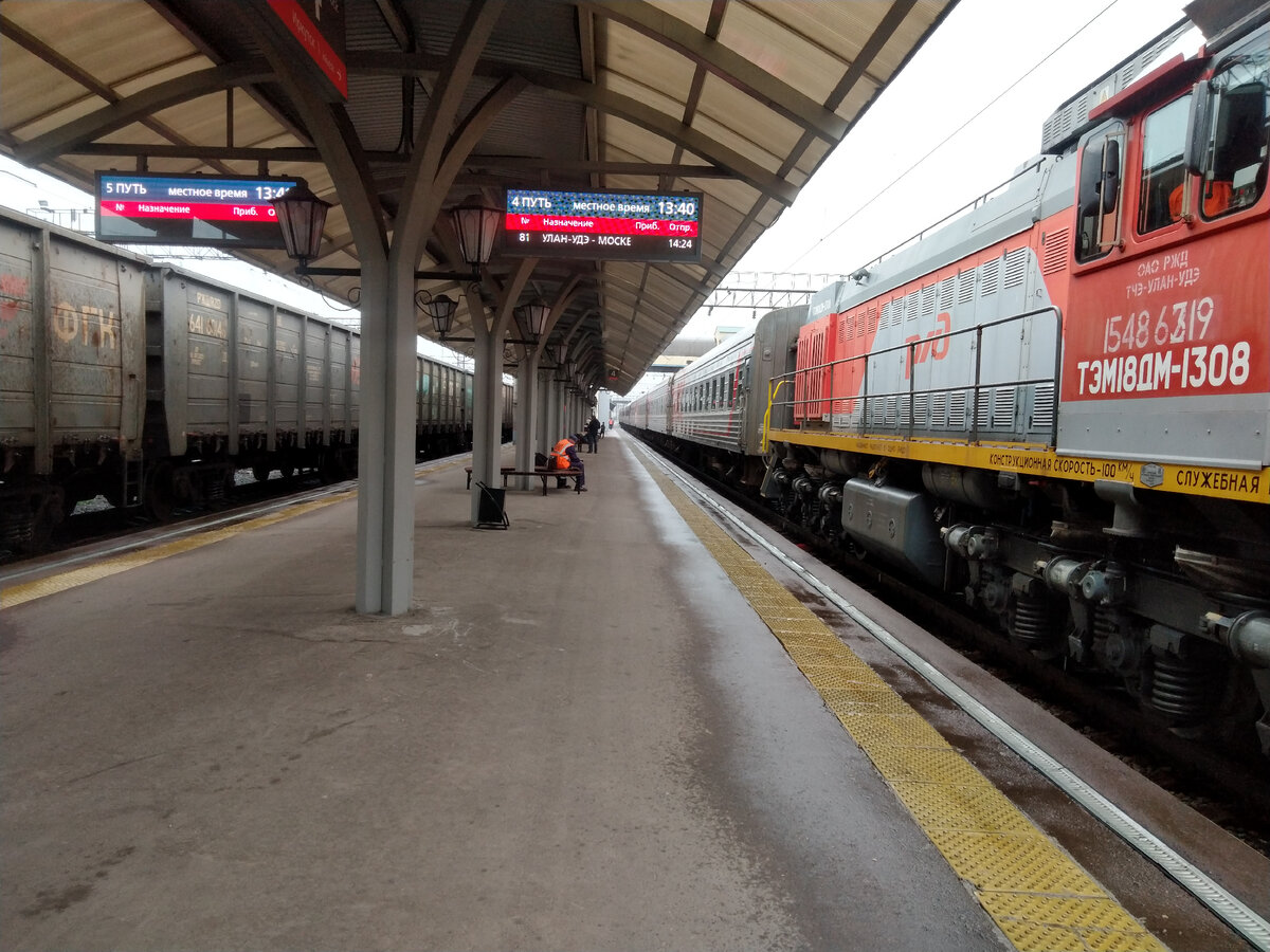 Навес есть не везде...