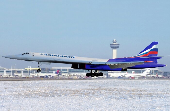 Сверхзвуковой пассажирский самолет Ту-164: шутка, которая совсем скоро ...