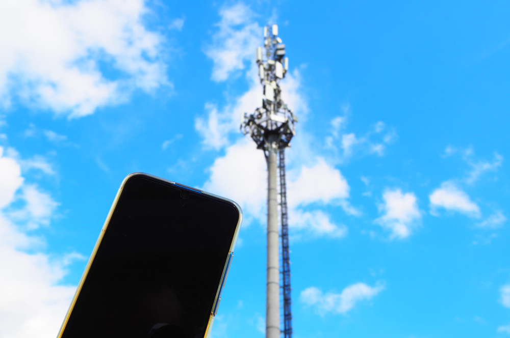 MMS передаются через пакетную сеть оператора сотовой связи
