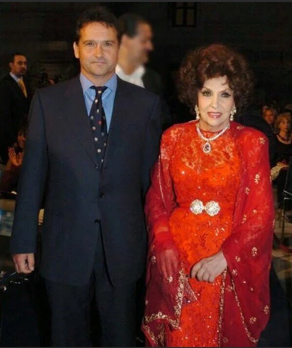 Джина Лоллобриджида с сыном