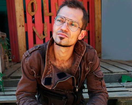 Замуж за сына высокопоставленного чиновника в 18 лет, предательство и большая любовь 66-л. Марины Дюжевой. Как выглядят ее дети9