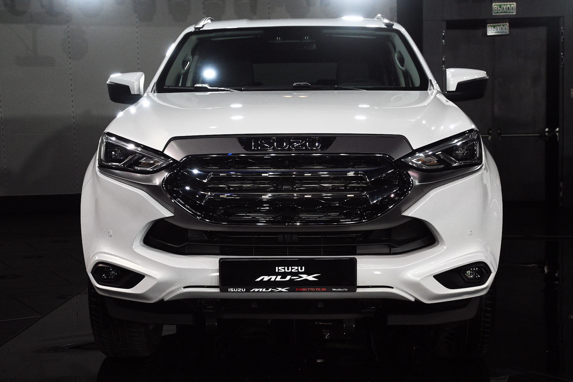 Новый внедорожник ISUZU MU-X официально представлен в России8