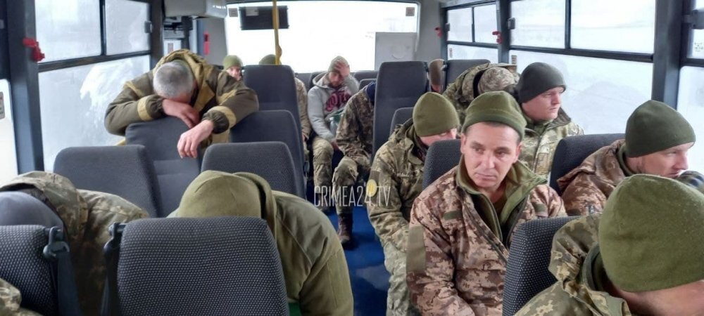 11.49.
Поселки Павлополь и Пищевик освобождены народной милицией ДНР. До Мариуполя осталось около 15 километров.