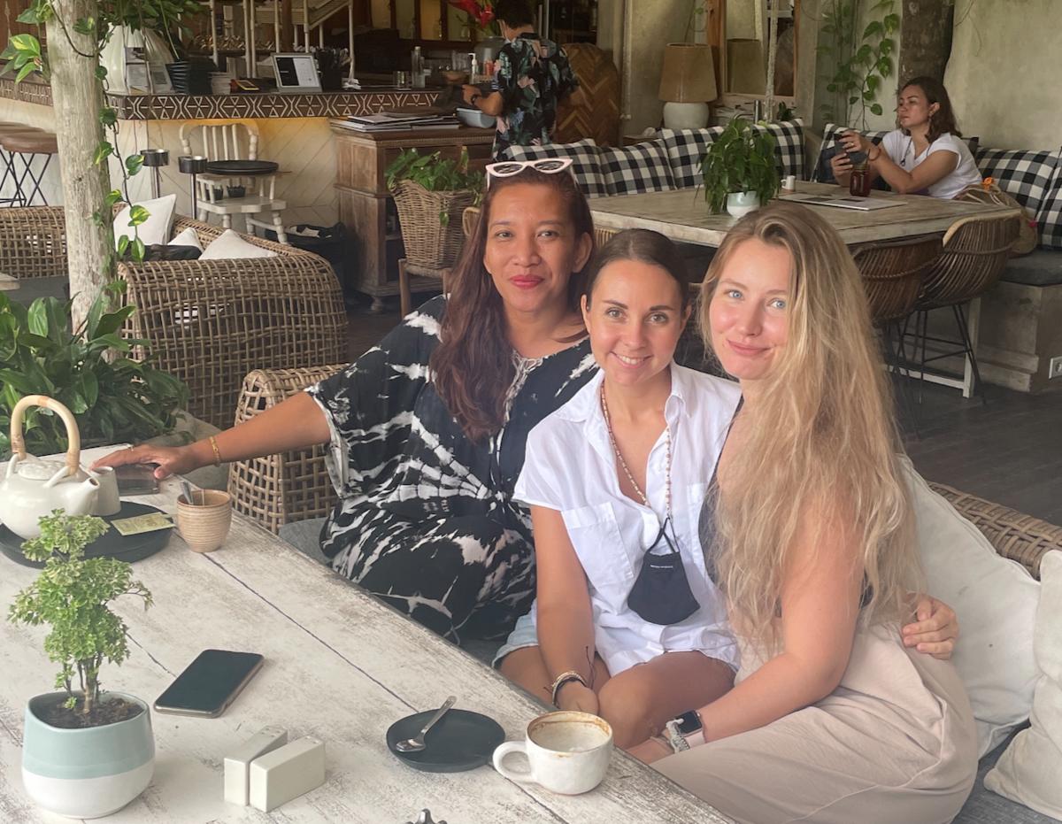 Первая встреча с Эви — поехали вдвоем с Машей (той самой, что ведёт канал «Мари Воробьева / интерьерный стилист»)