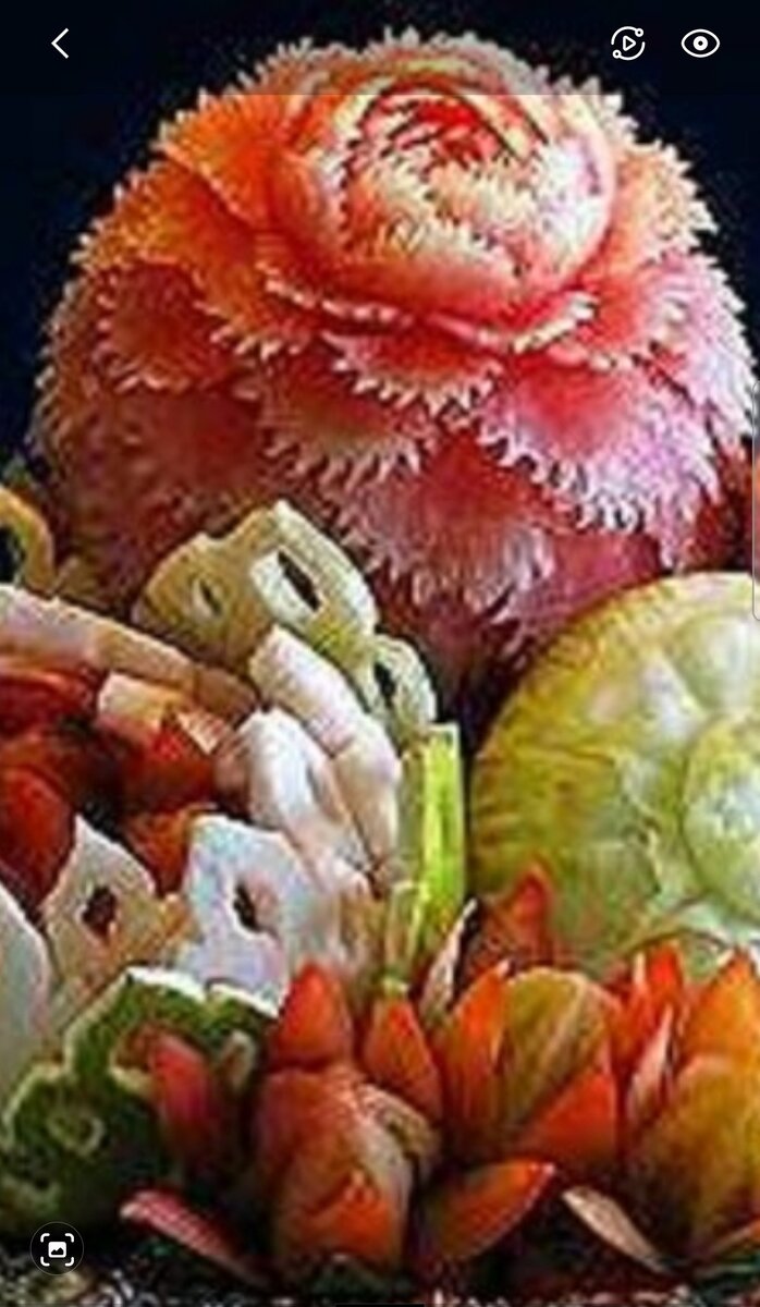 Вырезано из овощей и фруктов