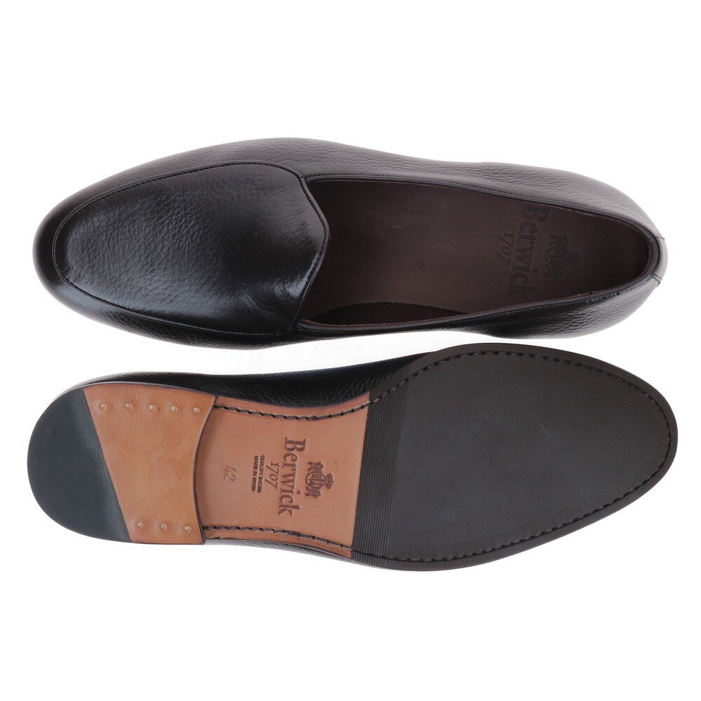 ФОТО: berwick shoes.com      4950-T02 CIERVO DARK BROWN       €160.00 