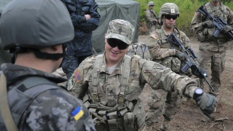 РФ не станет обсуждать гарантии безопасности, пока на Украине есть инструкторы НАТО