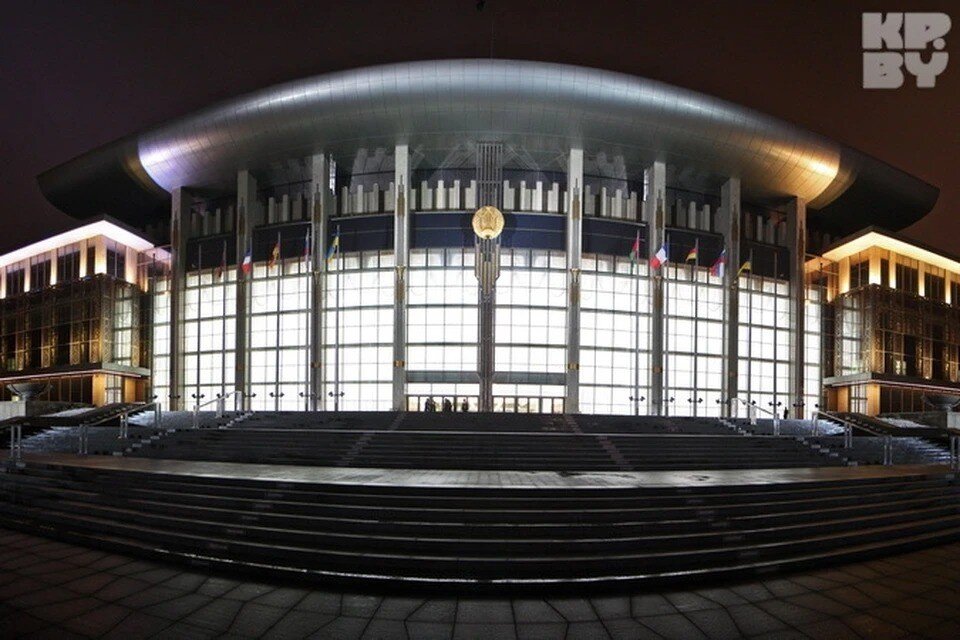     Лукашенко подписал указ о присвоении двум погранзаставам имен героев Советского Союза Виктор ГИЛИЦКИЙ