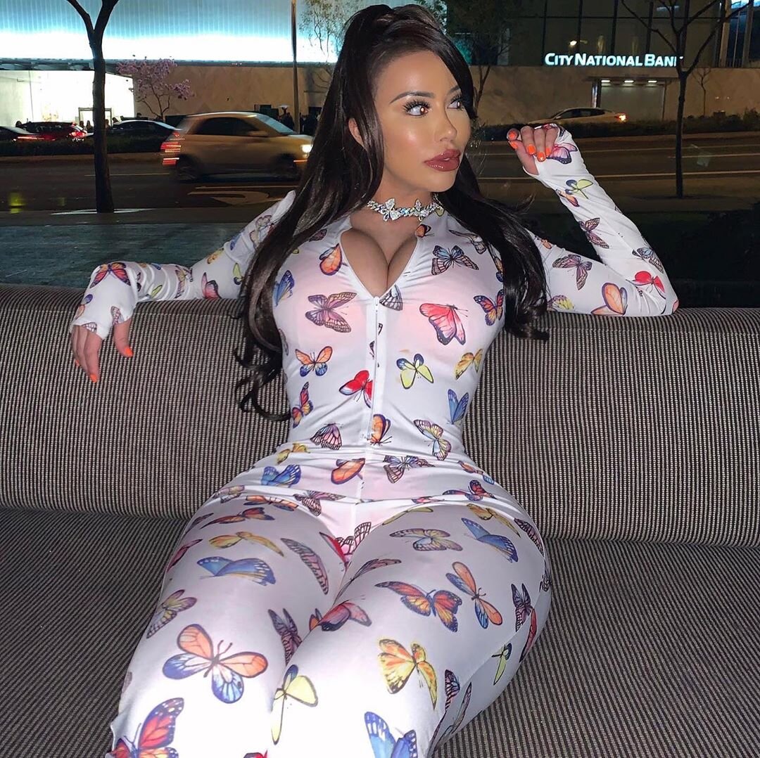Coco bunnie. Банни Баррерас. Frankie Bunnie. Bunny bbblove