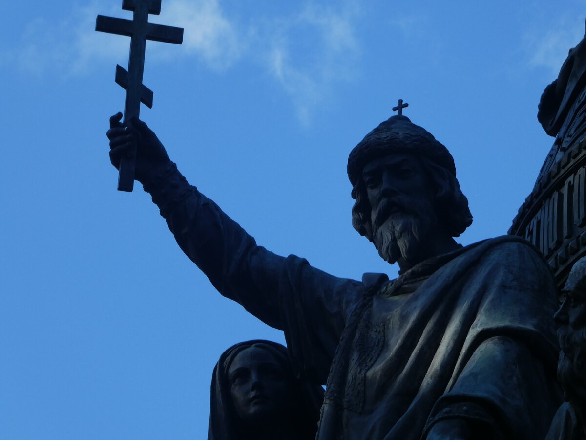 Ладно, князь Владимир - это без разговоров...