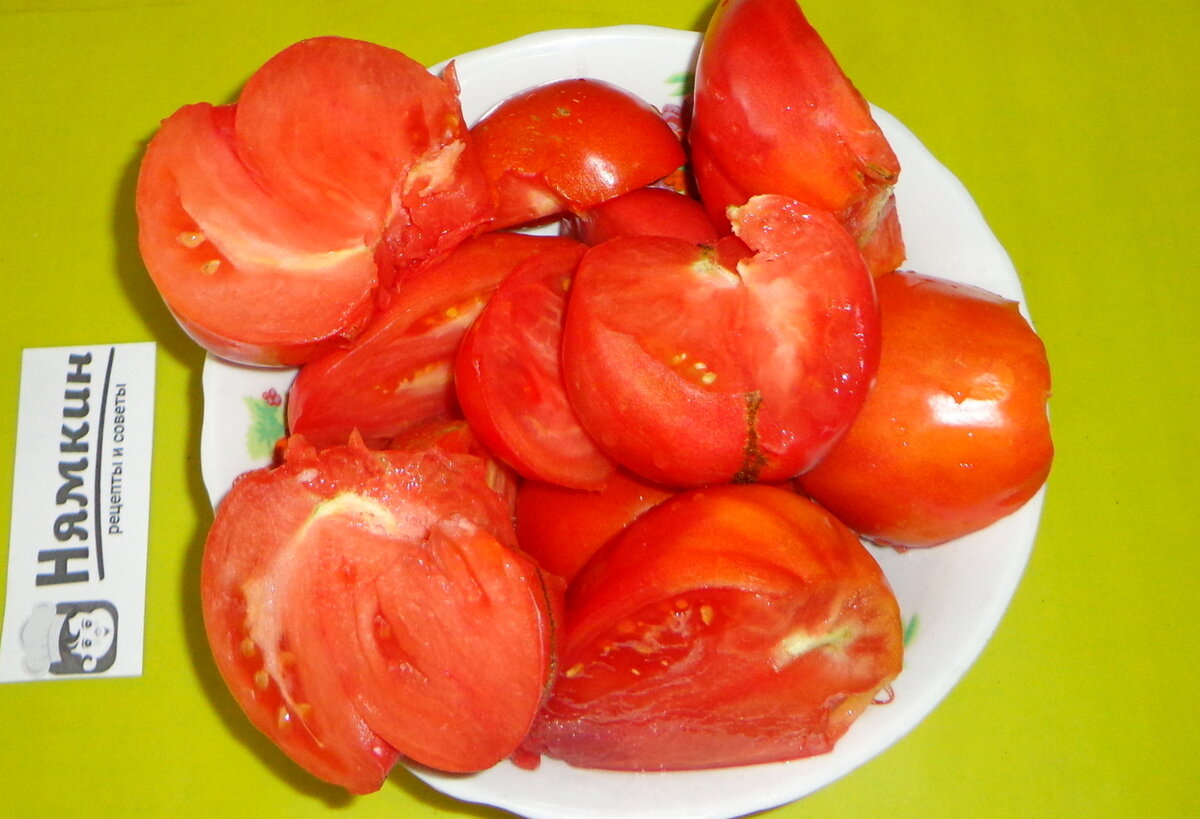 Шаг 1– Салат Аппетитка со сладким перцем и чесноком на зиму