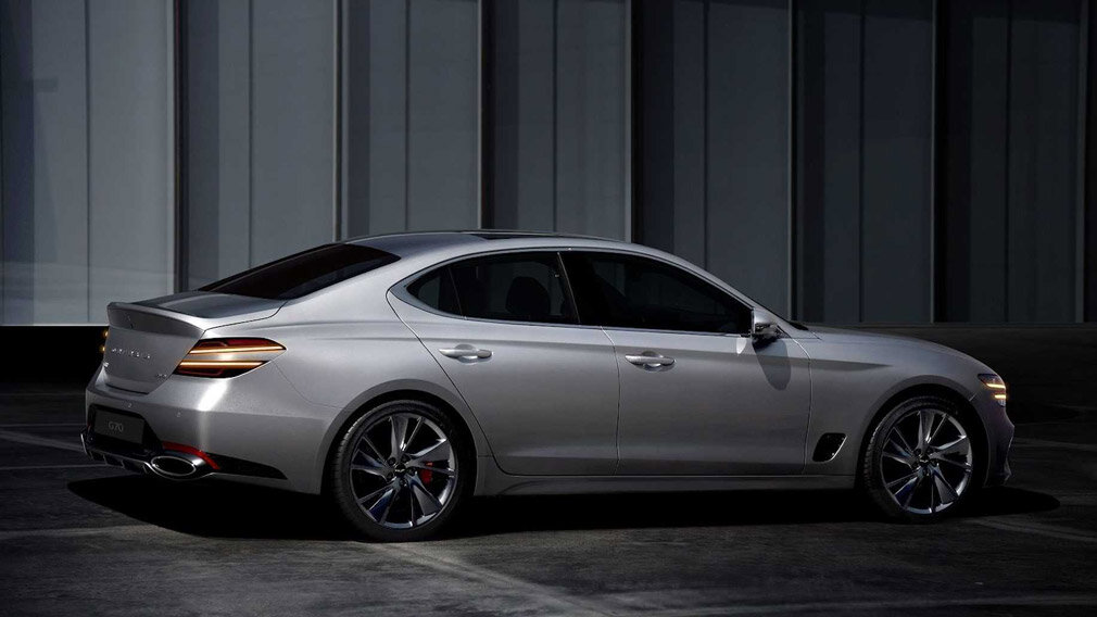 обновленный Genesis G70