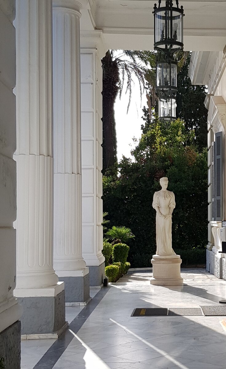 Скульптура Сиси