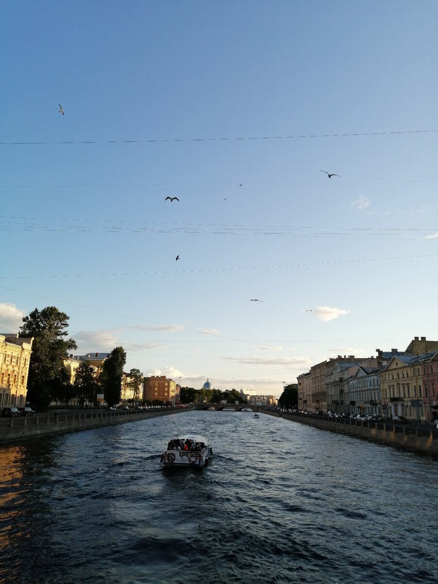 Водная экскурсия по рекам и каналам Санкт-Петербурга