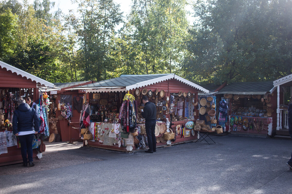 сувенирные ряды Витославлиц