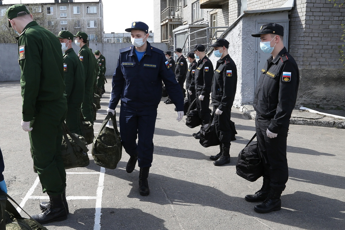 Форма уйдет. Сборный пункт военный комиссариат Мурманской области, Мурманск. Призывники ВМФ. Призыв в ВМФ. Североморск ВМФ призывники.