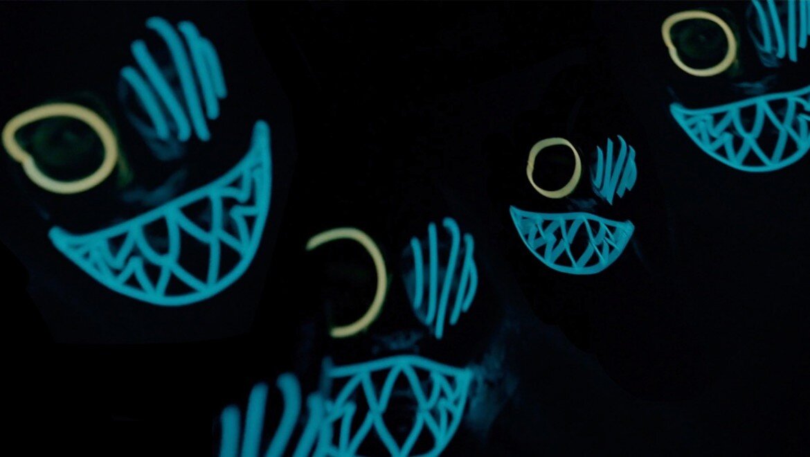 Изабель мэй let's scare julie. Напугать джули до смерти. Зора ламперт. Изабель мэй let's scare julie. Изабель мэй let's scare julie.