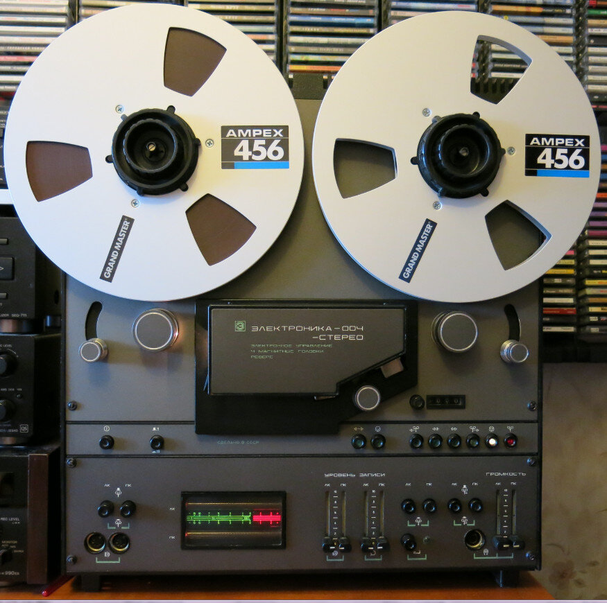 Магнитофон-приставка электроника-004С. 