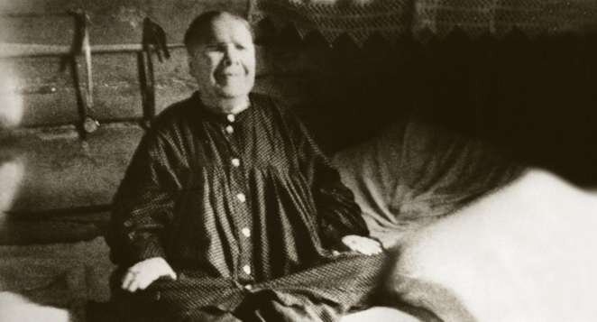 Специалисты считают, что в скором времени это изменится. Даже стороны, которые будут сохранять нейтралитет, понесут многомиллионные потериИллюстративное фотоВ интернете опубликовано предсказание блаженной Матроны Московской на ближайшие события. Она якобы предрекала падение метеорита.

«Верующих будет мало, жизнь будет хуже и хуже. Народ будет, словно под гипнозом. Придет время, когда перед вами положат крест и хлеб и скажут – выбирайте! Жертв много будет. Без войны умрете. Все на земле лежать будете. Вечером все будет на земле, а утром восстанете – все уйдет в землю. Без войны война идет!», – предсказывала Матрона.

Отмечается, что известная предсказательница начала говорить о событиях будущего еще в детстве, поскольку хотела защитить людей от горя. К примеру, она предрекала революционный хаос в 1917 году.
На­учим вас жить сво­ей жиз­нью!elenavorontsova.ruПерейтиЯндекс.Директ18+
«Грабитель разрушит храмы и будет преследовать их всю дорогу», – предсказывала Матрона.

Во время Второй мировой войны она была уверена, что фашисты не смогут дойти до Тулузы, и предсказание сбылось. Затем она предрекла день собственной смерти, отмечая, что после ее ухода о ней не будут вспоминать некоторое время.

Изучив все предсказания Матроны, напрашивается вывод о том, что она предсказала конец света в 2021 году.

В NASA поспешили успокоить общество и объяснили, что никаких опасных астероидов не будет приближаться к Земле в 2021 году. Но некоторые уверены в том, что они врут, дабы люди не паниковали. Если предсказания Матроны сбудутся, то 2021 года нас ждет конец света.

Также ранее сообщалось, что на протяжении нескольких десятков лет ученые пытаются найти ответы на загадки о конце света, скрытые в Библии.

Они описывают различные катаклизмы, связанные с возвращением на Землю Иисуса Христа во втором пришествии. По мнению экспертов, дьявол подтолкнет Соединенные Штаты Америки к Третьей мировой войне.

Развяжется вооруженный конфликт против Северной Кореи. Это и ознаменует новый порядок для всего человечества. Так называемый очищающий огонь поглотит всю планету.

Многие эксперты со всего мира пытались предсказать Апокалипсис. Они указывали на множество военных противостояний между странами, которые терзают планету и сейчас. Но пока ни одно государство открыто не объявило войну сопернику.

