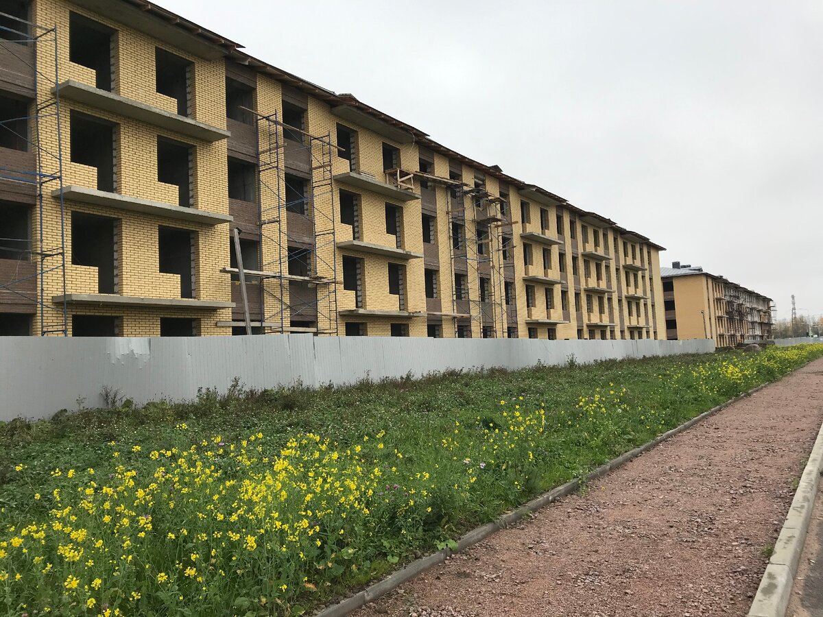 Комфортность проживания в таких домах заметно выше, чем в многоэтажных многосекционных домах