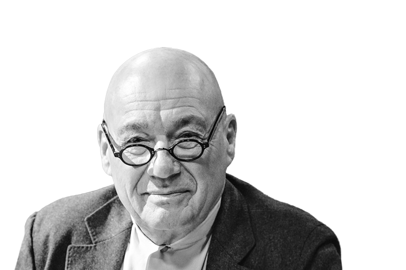 Познер В.В. гражданин трех стран: США, Франции, России (с порядком надеюсь угадал?)