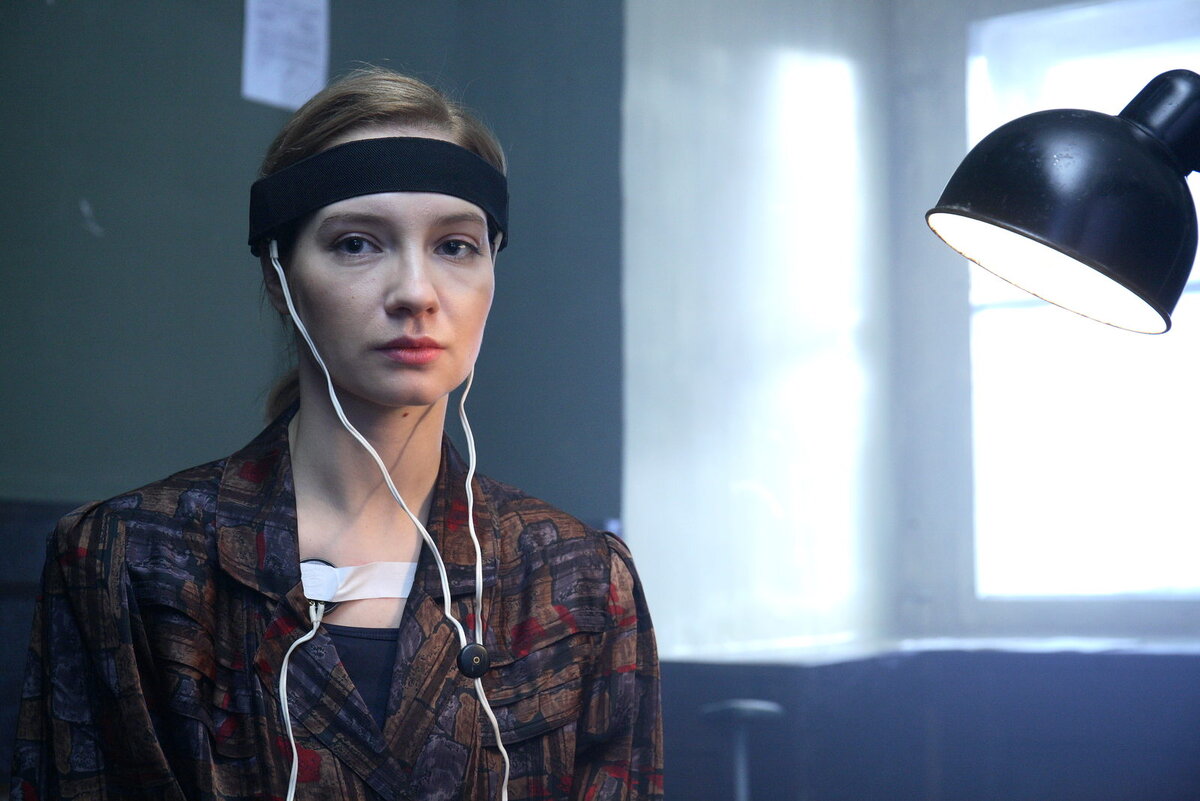 Кадр из сериала "Шпион №1" . Фото взято с сайта: kino-teatr.ru