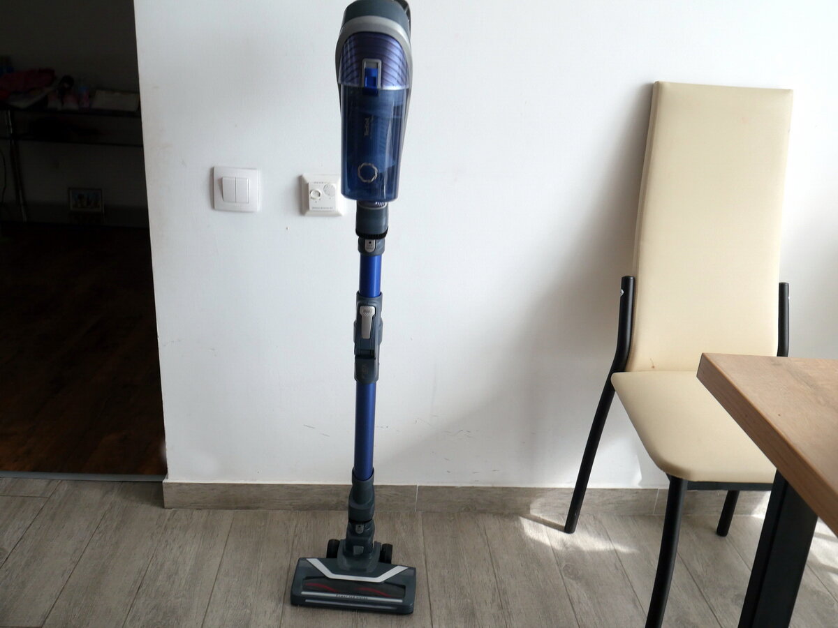 Сейчас как будто упадет.