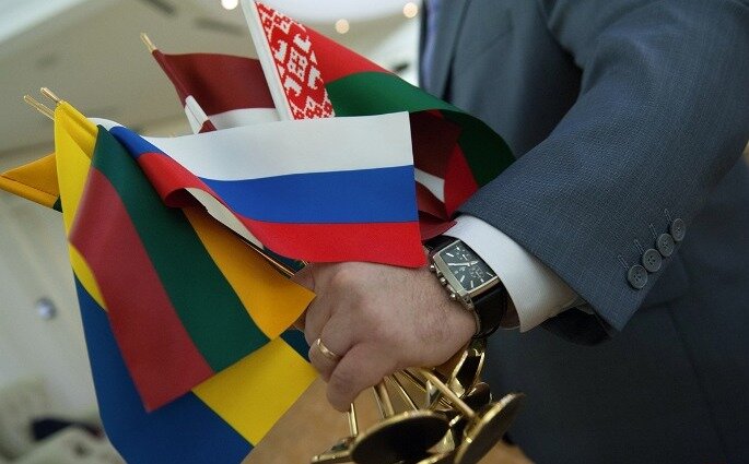 Серьезный дипломатический кризис и чрезвычайное положение - вот что может ожидать Беларусь