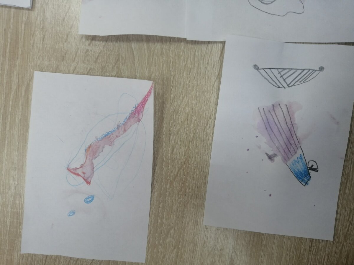 А из клякс вырастают существа)