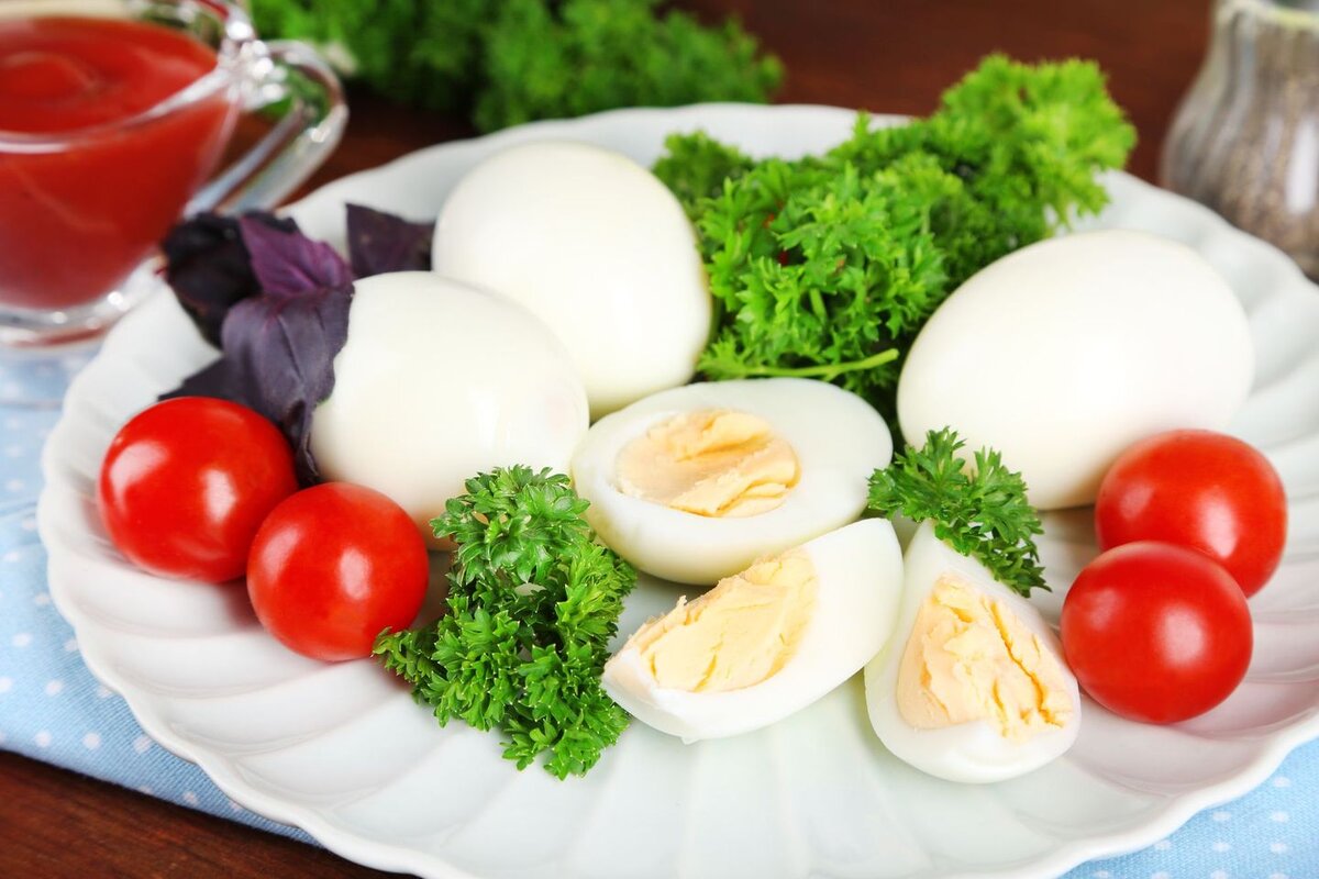 Как правильно приготовить вареные яйца: секреты и рецепты