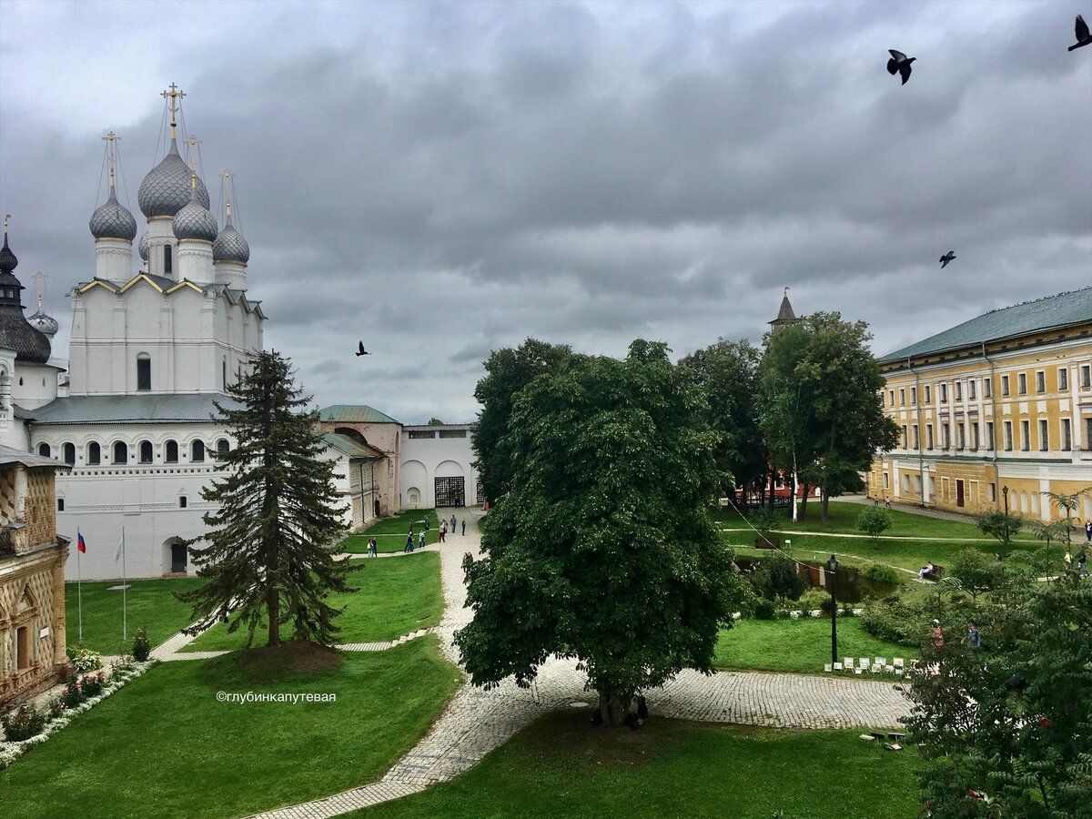 Красота и нищета Ростова Великого: почему одни туристы в восторге, а другие  нет | Карта новых впечатлений | Дзен