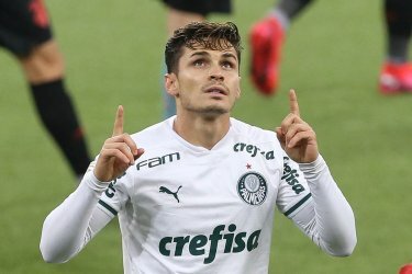 Рафаэл Вейга 