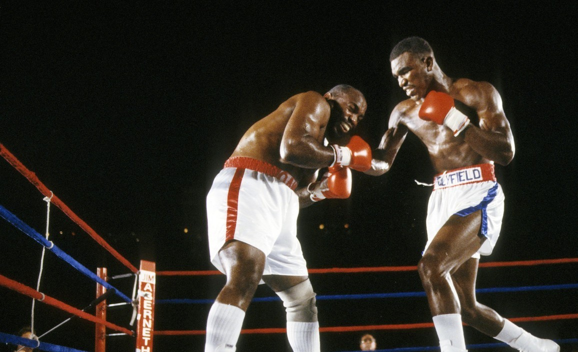 холифилд боксер. майк тайсон холифилд бой. эвандер холифилд и майк тайсон. эвандер холифилд и майк тайсон. эвандер холифилд и майк тайсон.