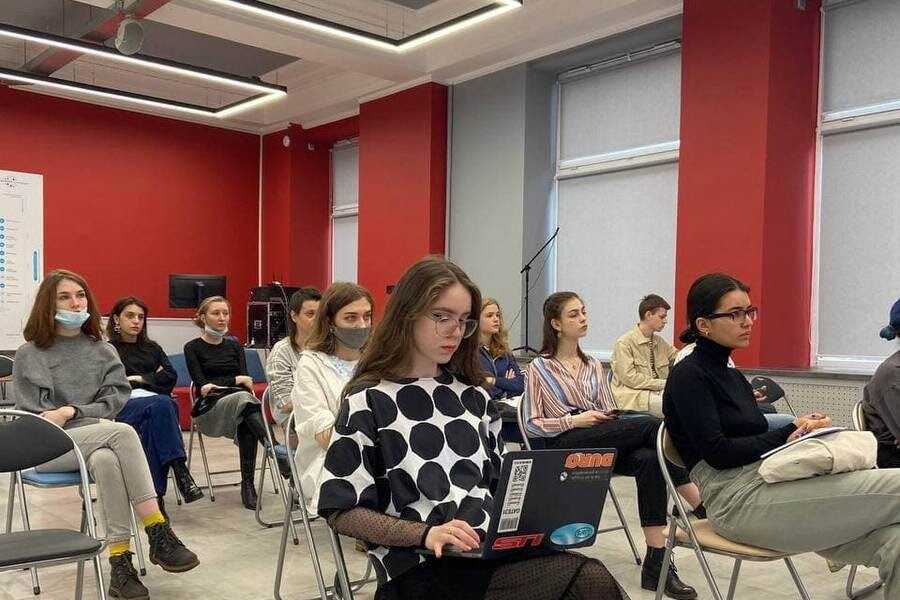 Интенсив «Экспансия реальности» завершится выставкой лучших работ участников в Аннекирхе