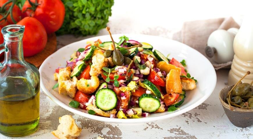 Больше овощных салатов на www.gastronom.ru