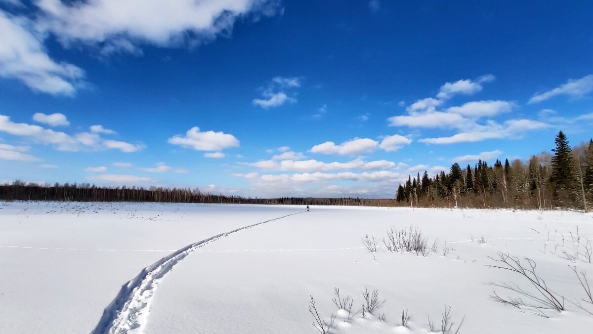 Возвращаемся через замерзший карьер. 