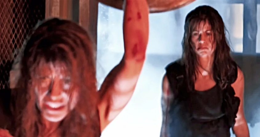 Линда Хэмилтон и Лесли Хэмилтон Фреас в «Терминаторе 2: Судный день». Фото с сайта IMDb