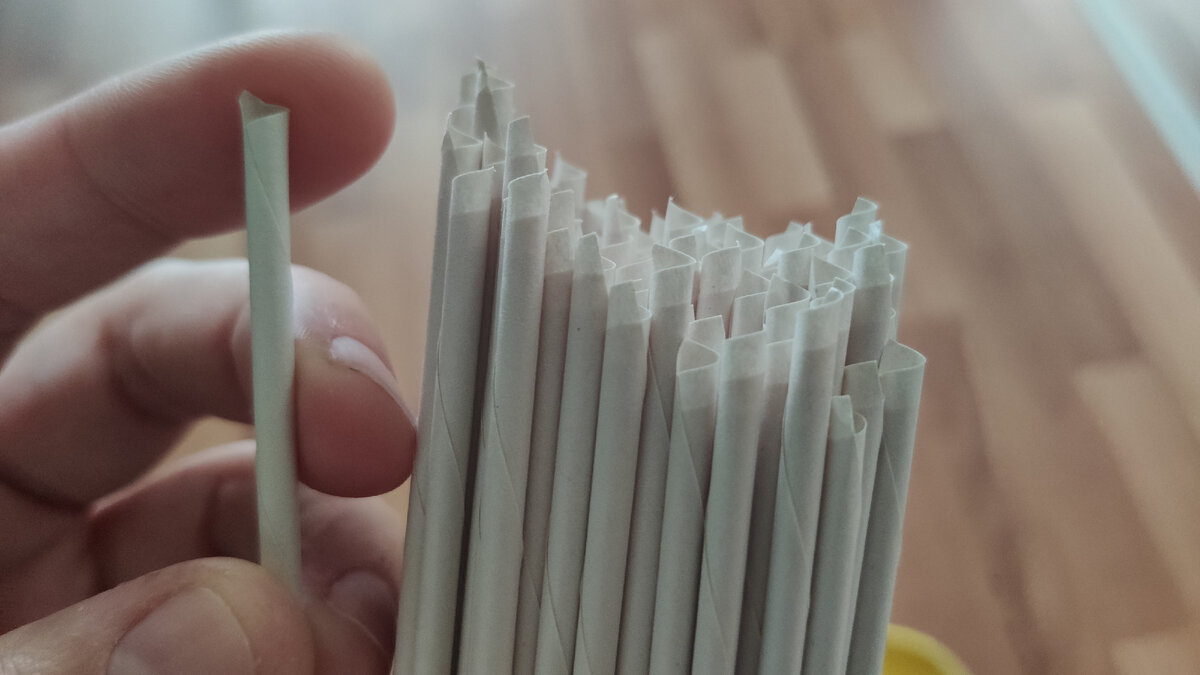 Как крутить трубочки из бумаги