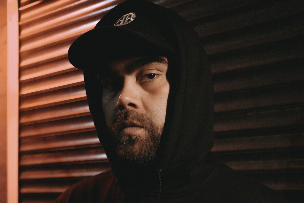 Фото взято из интервью JEEMBO для Афиша Daily. Снял: Стас Посохов