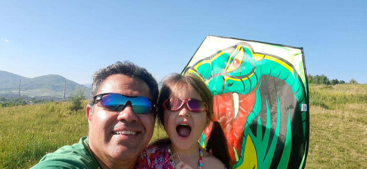 Â«ÐÐ¾Ñ Ð´Ð¾ÑÑ â Ð·Ð°Ð»Ð¾Ð¶Ð½Ð¸ÑÐ° Ð² ÐÐ°Ð·Ð°ÑÑÑÐ°Ð½ÐµÂ»: Ð±ÑÐ°Ð·Ð¸Ð»ÑÑÐºÐ¸Ð¹ ÑÐµÑÐ¸Ð°Ð» Ð² Ð Ð¸Ð´Ð´ÐµÑÐµ