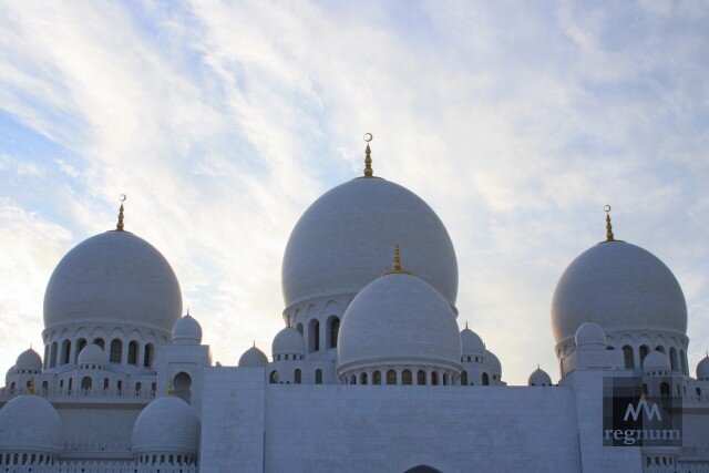    Белая Мечеть Шейха Заида Бин Султана Аль Нахьяна. Абу-Даби, ОАЭ Анна Рыжкова © ИА REGNUM