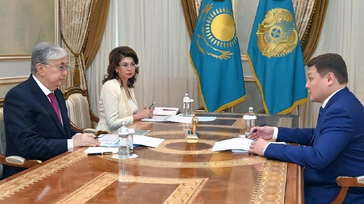    Касым-Жомарт Токаев и Асхат Оралов:Акорда