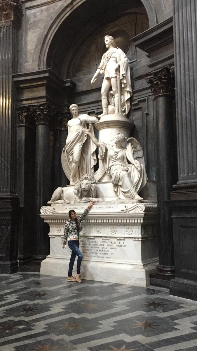 Фото автора репортажа в Туринском соборе (все материалы, фото и видео, создавались 6 лет - эксклюзивно для канала Effect Production) 