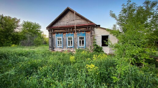 Кадры заброшенной деревни, где с 2008 года никто не живет