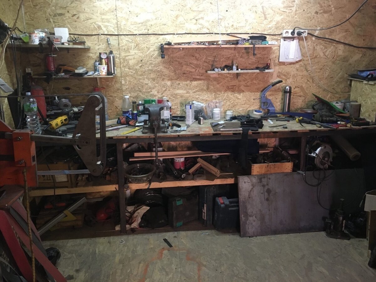 Ставим лак и подписываемся!